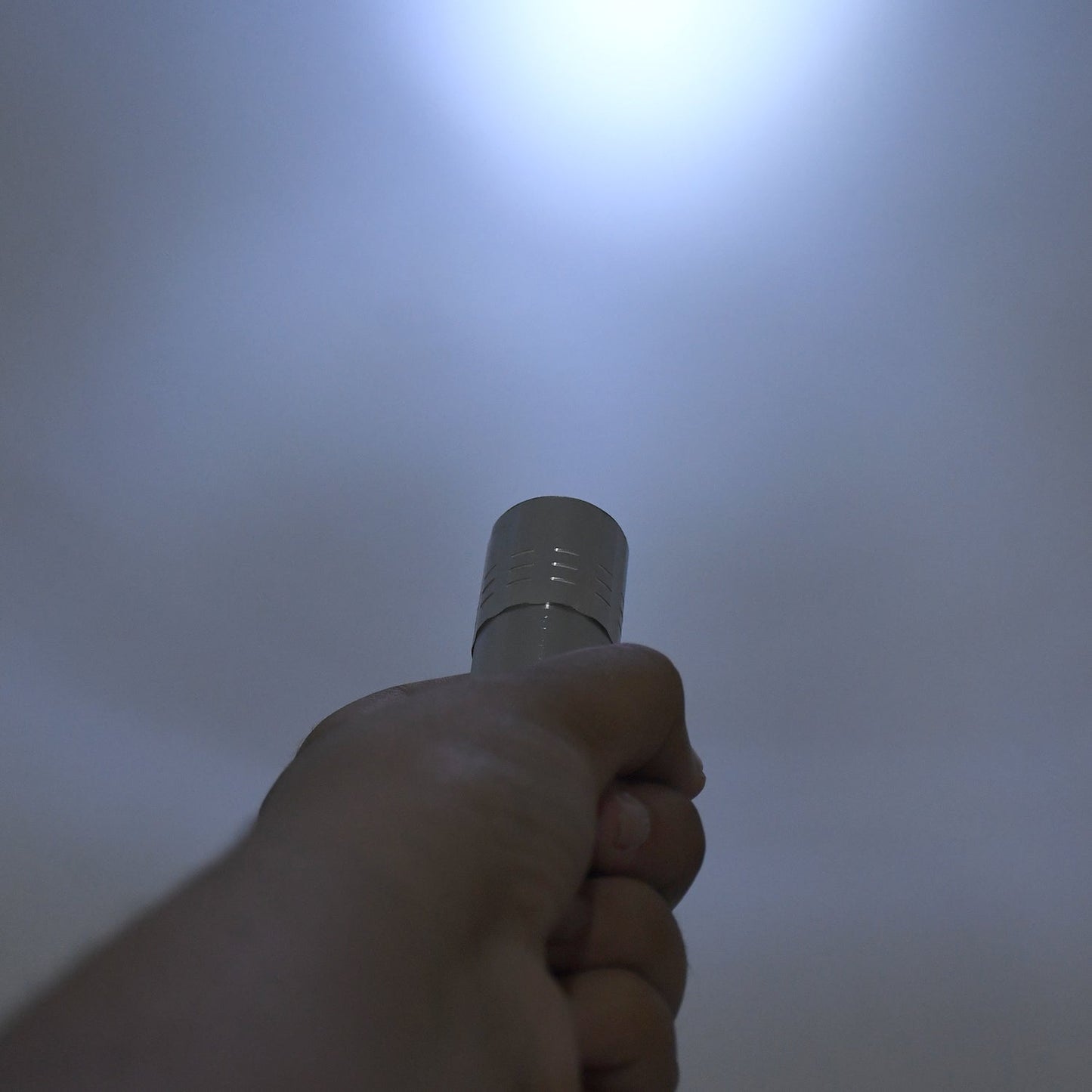 Portable Mini Torch / Flashlight LED Powerful High Lumens Pen Light Easy To Carry, Portable Pocket Compact Torch for Emergency 3 Battery operated (Battery not included / 1 pc)