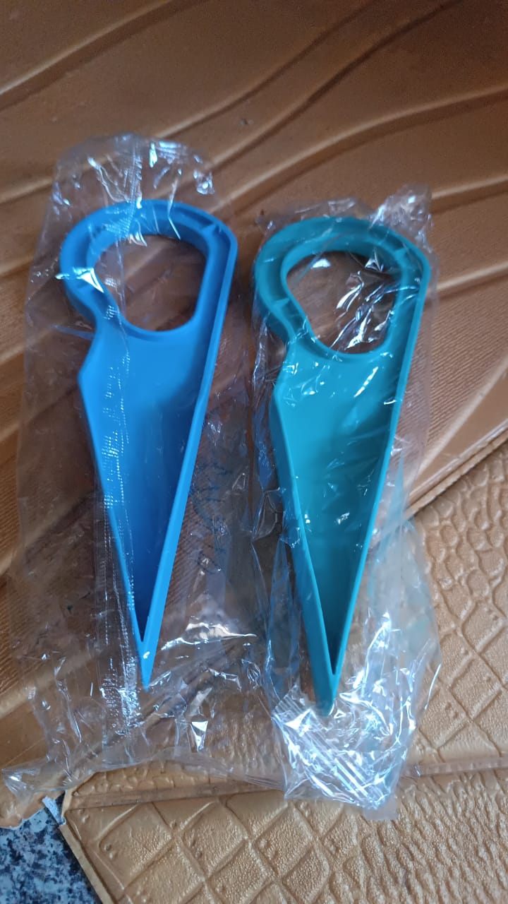 Mattress Lifter Tool for Easy Bed Sheet Change (1 pc / 23 Cm)