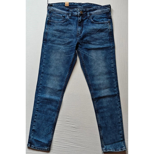 Generic Men's Cotton Blended Solid Tapered Jeans (Blue)