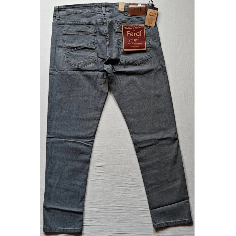 Generic Men's Cotton Blended Solid Tapered Jeans (Grey)