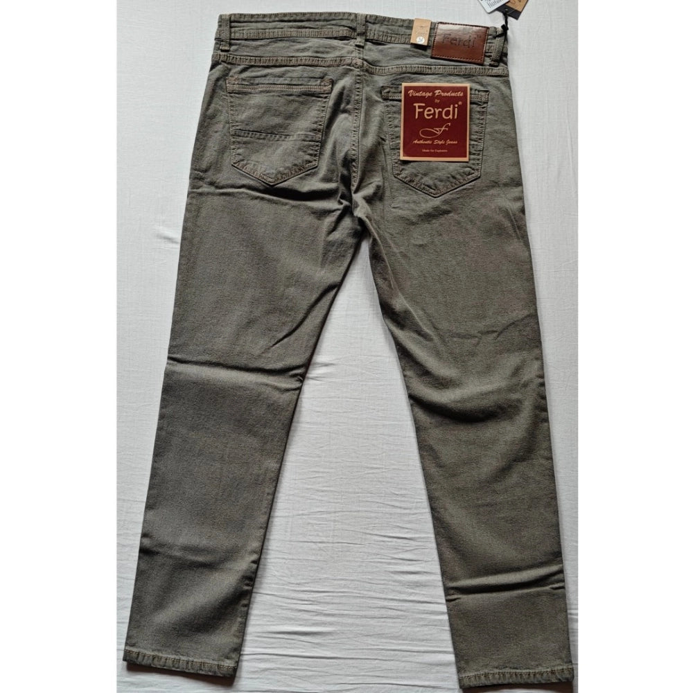 Generic Men's Cotton Blended Solid Tapered Jeans (Khaki)