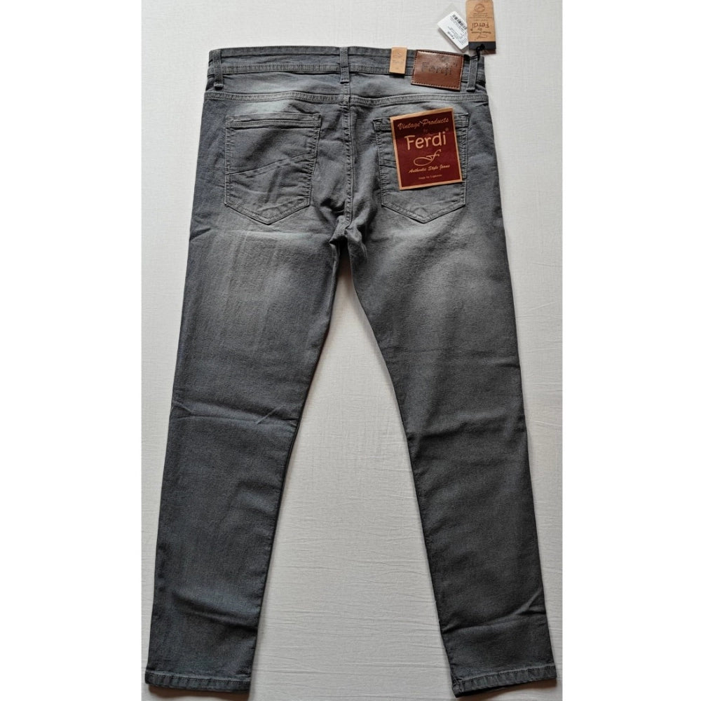 Generic Men's Cotton Blended Solid Tapered Jeans (Grey)