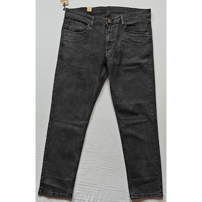 Generic Men's Cotton Blended Solid Tapered Jeans (Grey)