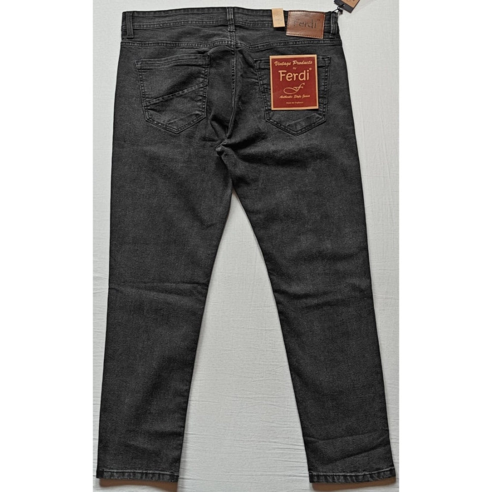 Generic Men's Cotton Blended Solid Tapered Jeans (Grey)