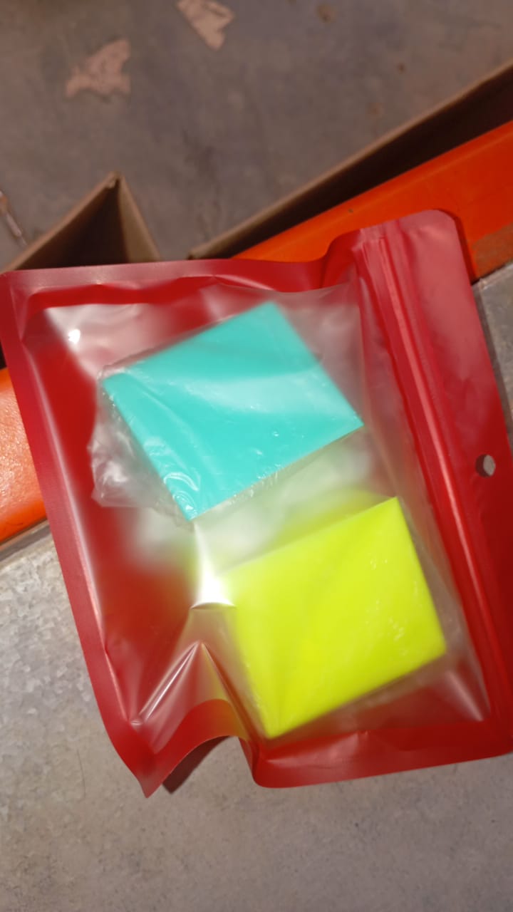 Multifunctional Plastic Mobile Phone Stand & Pen Holder (2 Pc & mix color)