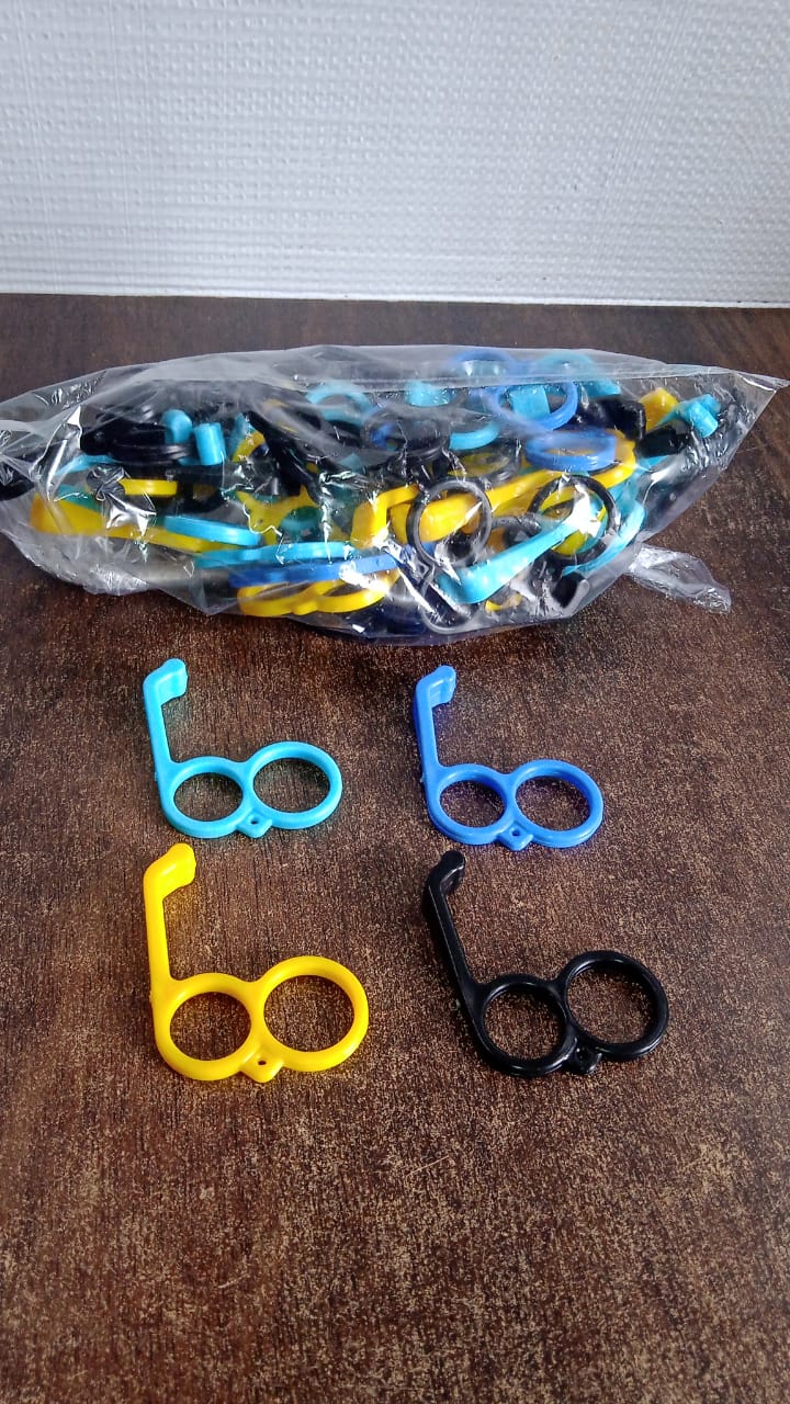 Plastic Hand Mobile Stand (Mix Color / 50 Pc)